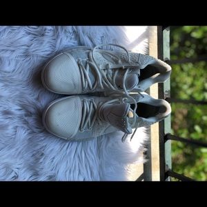 Men’s Nike Zoom Kyrie’s